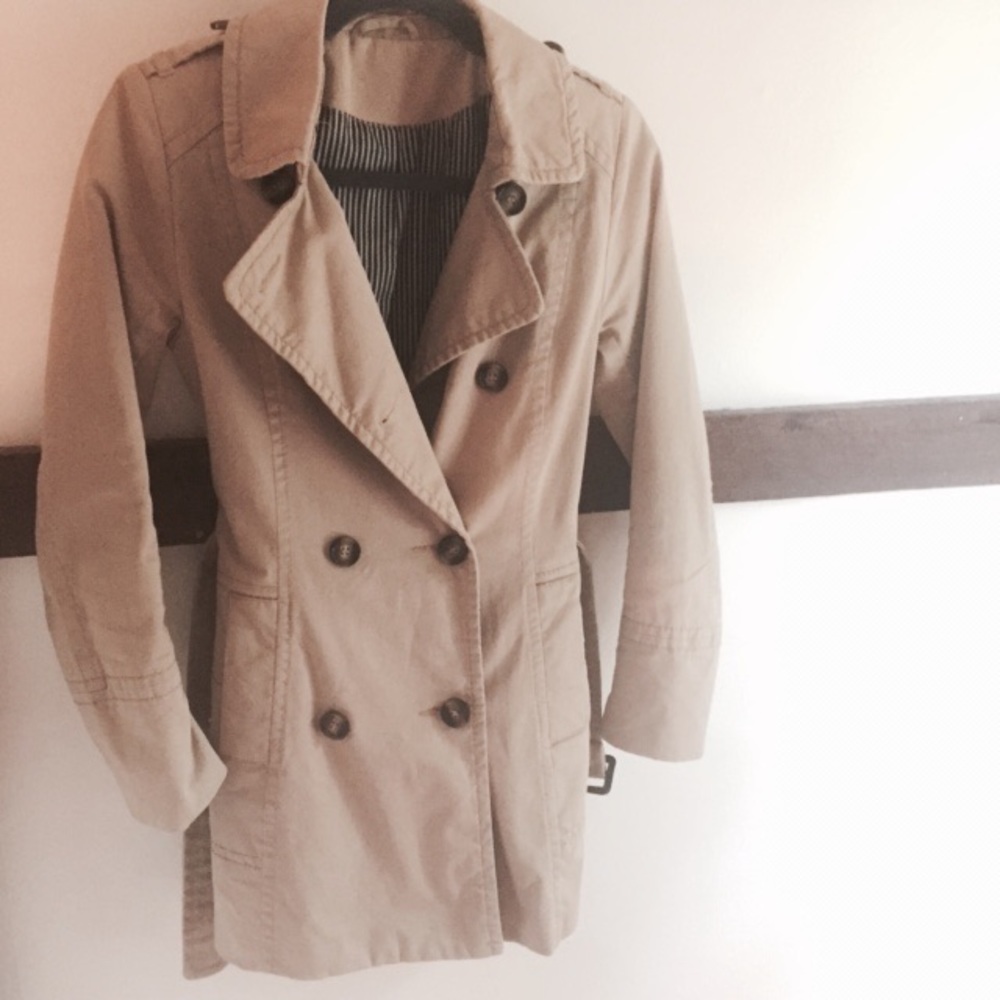 Gap Khaki Trench Coat